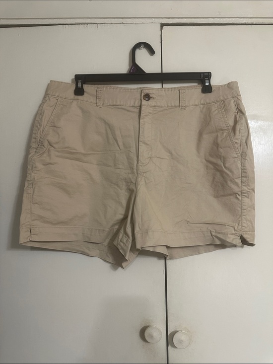 Old Navy Pants - Old Navy Women's High-Waist Khaki Beige Shorts